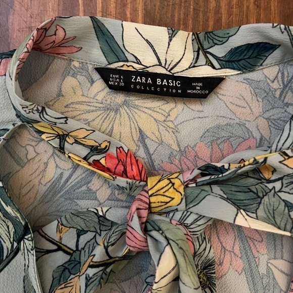 ZARA Basic Collection Green Floral Bow Blouse - Picture 9 of 9